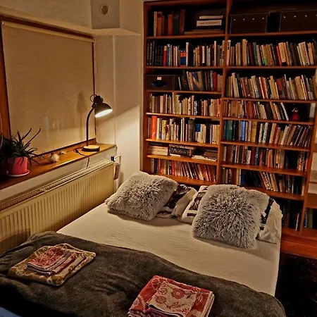 Martin's House * Martin